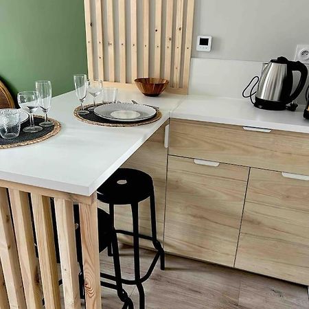 Chez Micheline Menage Et Linge Inclus Apartment Dieppe Bagian luar foto